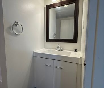 For Lease - 8 Avion Avenue Unit# Unit 5 (Basement Unit), Toronto, O... - Photo 6