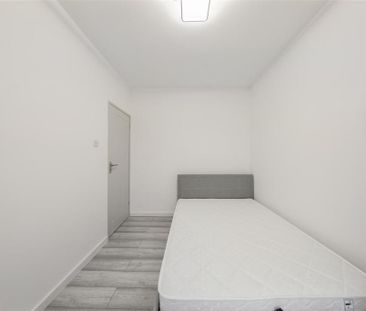 4 bedroom detached house to rent - Photo 1