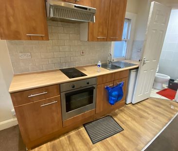 Studio Flat, Portland Road, SE25 - Photo 2