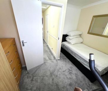 2 bedroom detached house to rent - Photo 4