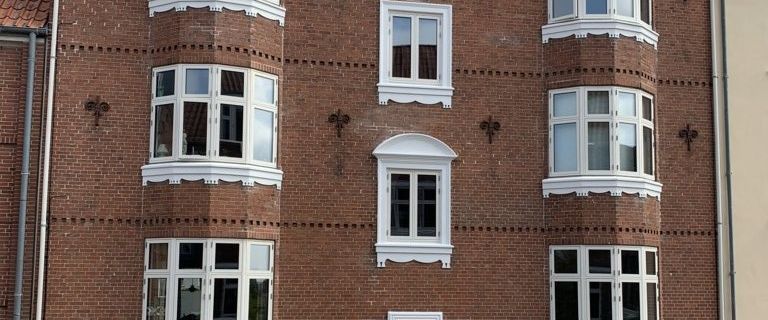 2 værelses lejlighed på 60m2 med altan - Photo 1