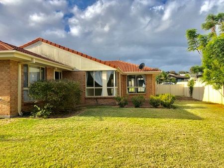 Beauty by the Beach - Photo 4