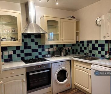 2 bedroom flat to rent - Photo 4