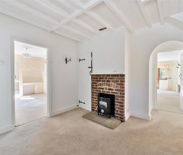 4 bedroom bungalow to rent - Photo 1