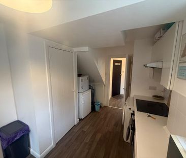 2 bedroom terraced house to rent - Photo 6