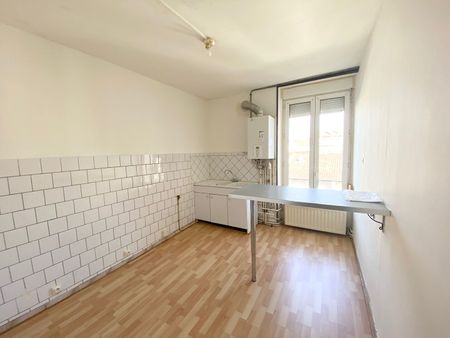Location Appartement 2 pièces 56m² - Photo 2