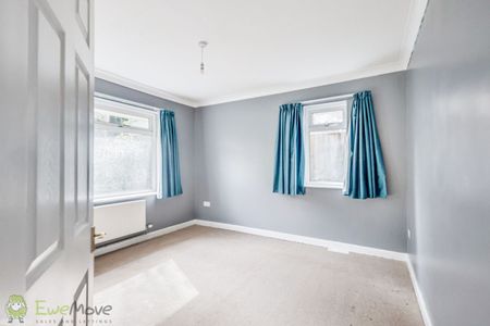 2 Bedroom - Photo 4