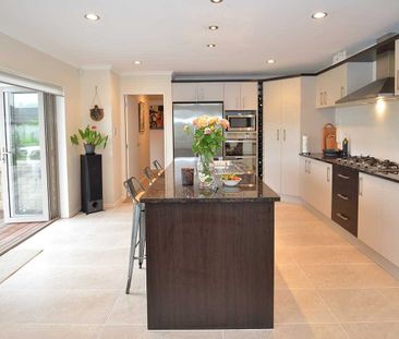 ONE LEVEL LIVING AT IT'S BEST- MILLWATER 4 BEDROOM! - Photo 3