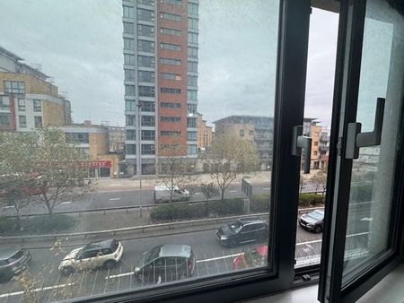 2 Bed Flat, Gabrielle House, IG2 - Photo 3