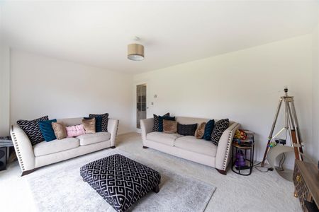 4 bed detached house to rent in Speckledwood Way, Great Park, NE13 - Photo 2