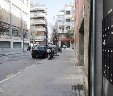 Modern 2-bedroom apartment for rent in Sarrià-Sant Gervasi - Photo 3