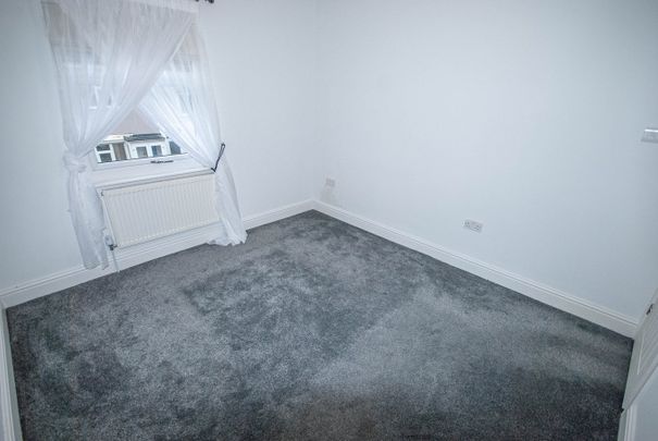 Victoria Avenue, New Bilton, Rugby, CV21 - Photo 1