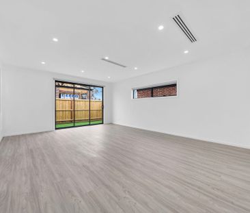 Brand New Family Home for Rent in Wollert - Photo 2