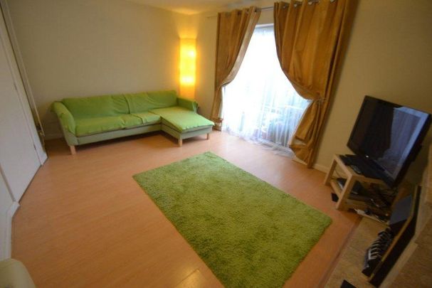 3 bedroom end of terrace house to rent - Photo 1