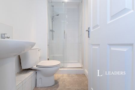 1 bedroom studio to rent Bournemouth, BH1 - Photo 2