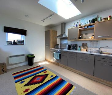 1 bedroom flat to rent - Photo 2