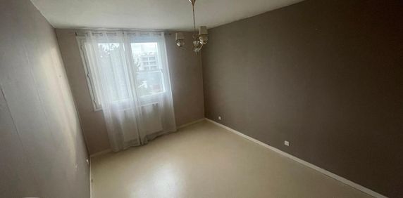 Location Appartement 3 pièces 68m² LONGVIC 21600 - Photo 2