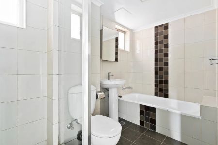 WATERFRONT RESERVE LIVING ON GLEBE POINT - Photo 5