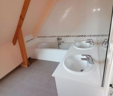 GOVEN - Dans un lotissement - Maison T6 de 110 m² habitables (125.9... - Photo 5