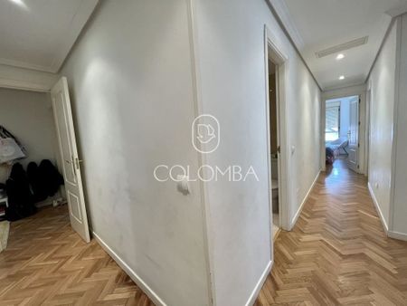 Luxury Flat for rent in Madrid, Spain - Photo 4