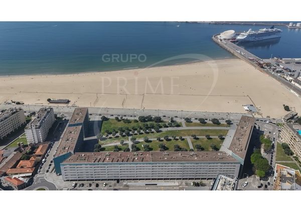 Apartamento T4 em Porto