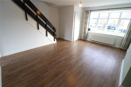 3 bedroom semi-detached house to rent - Photo 2
