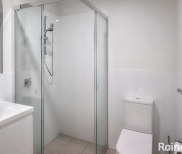 Modern 3-Bedroom Townhouse in the Heart of Coombs - Photo 6