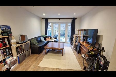 2 Bed Semi-Detached House, London, SE26 - Photo 4