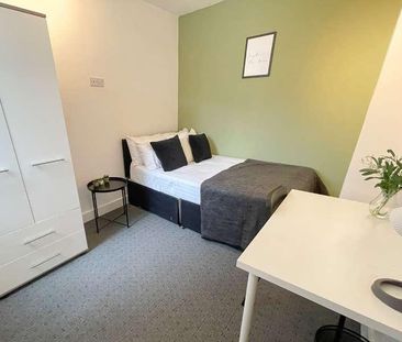 Romer Road, L6 - Photo 4