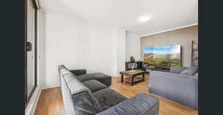 Spacious Apartment Plus Study - Photo 2