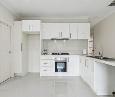 Modern Boutique Single Level Villa in a coveted Locale! - Photo 3