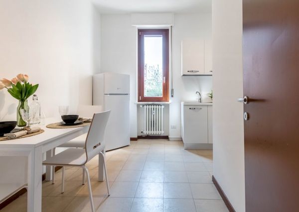 Single room in Via Luciano Zuccoli