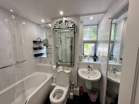 Room in a Shared Flat, Juniper House, SE14 - Photo 4