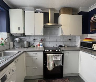 Surrey Close - Photo 5