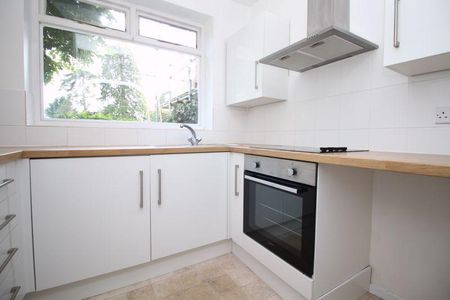 1 bedroom ground floor flat to rent - Photo 5