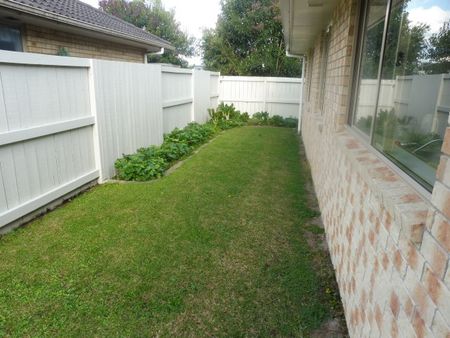 12 Gardenia Close, Melville — - Photo 4