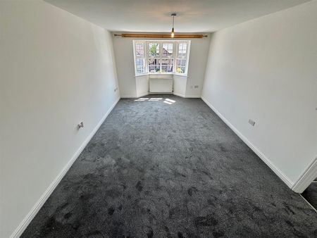 Longfellow Court, LONGFELLOW Road, Coventry, CV2 - Photo 4