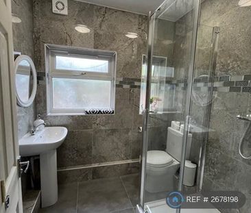 1 bedroom in a house share to rent - Photo 5