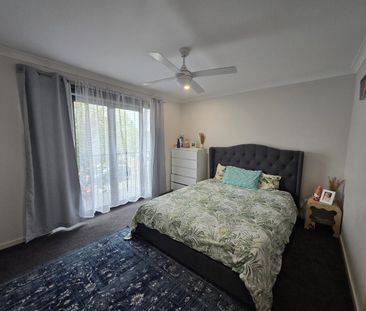 Walk to shops & school Great Location in Googong - Photo 4