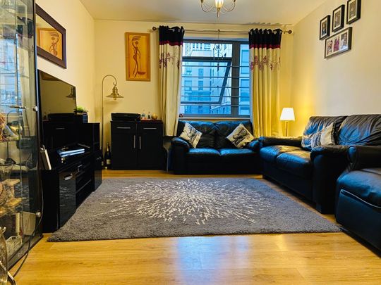 1 Bed Flat, Victoria Road, W3 - Photo 1