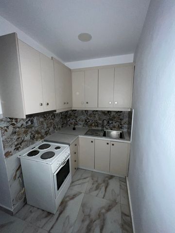 Ενοικιάζεται δυάρι διαμέρισμα Εθνικής Αντιστάσεως Ηράκλειο Κρήτης - Photo 4