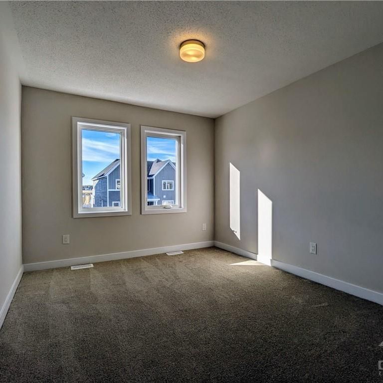 For Lease - 36 CHASING Grove, Stittsville - Munster - Richmond, Ontario - Photo 1