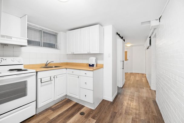 For Lease - 33 St John's Road Unit# Basement, Toronto, Ontario - Photo 1