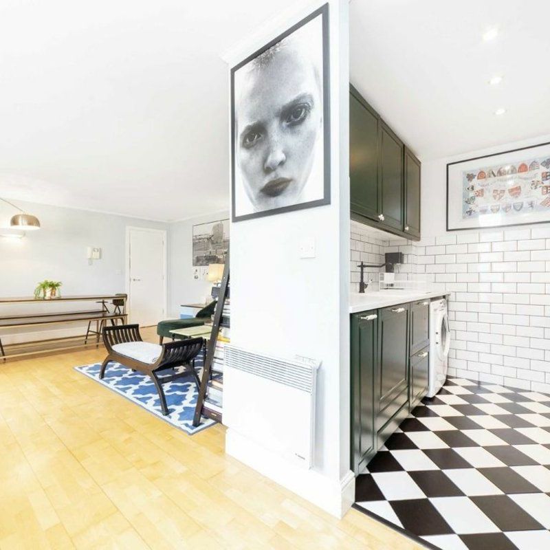 Commercial Road, Aldgate, E1 - Photo 1