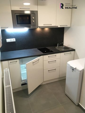 Pronájem bytu 1+kk 30 m² - Photo 4