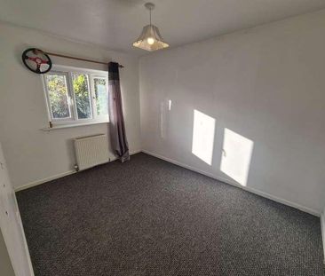 Winnington Close, Rectory Farm, Northampton, NN3 - Photo 3