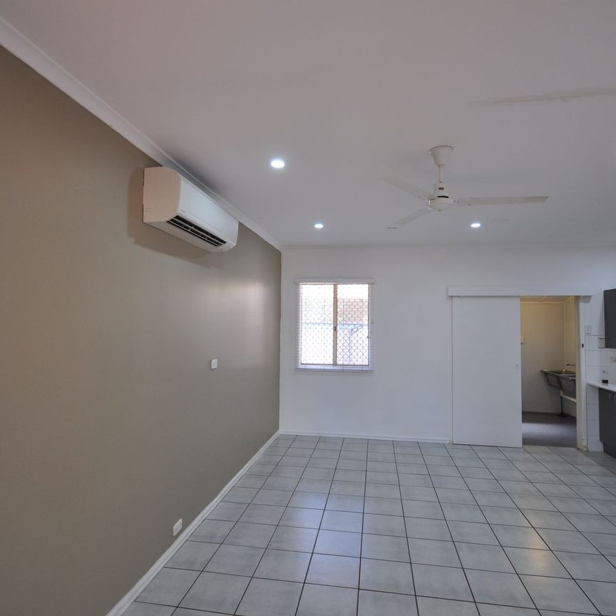CHARMING OASIS - 3x1 with Monthly Pool Maintenance - Photo 1