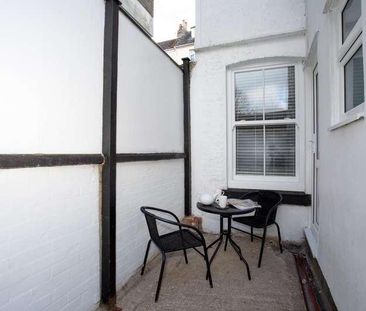 Gyllyng Street, Falmouth, TR11 - Photo 6