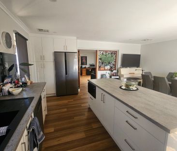 Port Noarlunga - Photo 5