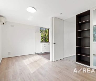10/5 Redan Street, St Kilda VIC 3182 - Photo 5